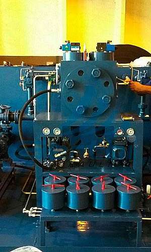 Conserto de equipamentos hidráulicos Conserto de equipamentos hidráulicos