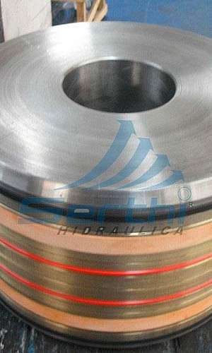 Manutenção de cilindros hidráulicos Manutenção de cilindros hidráulicos